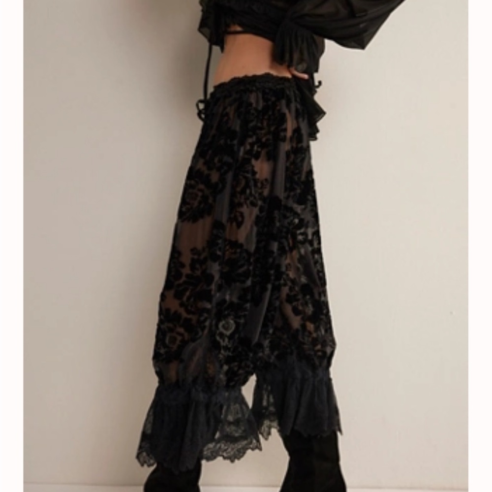 Forever Young Burnout Pants